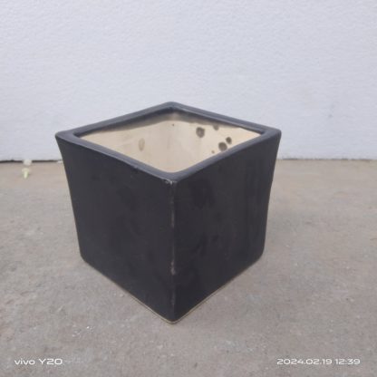Brahmz ceramic planter square white and black - Image 3