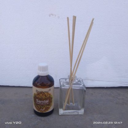 Brahmz oil reed diffuser Glass